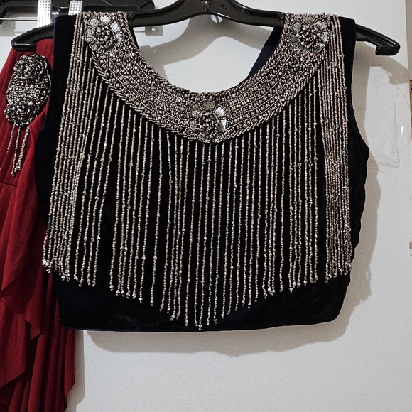 Padded Blouse - Picture 1 of 4